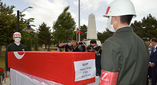 Şehit Teğmen Tatar, son yolculuğuna uğurlandı