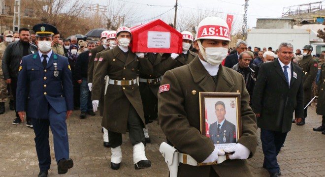 Şehit Uzman Çavuş Güleş, son yolculuğuna uğurlandı