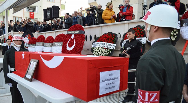 Şehit Uzman Onbaşı Coşkun, son yolculuğuna uğurlandı