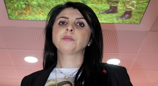 Şehit eşinin kütüphane hayalini gerçekleştirdi