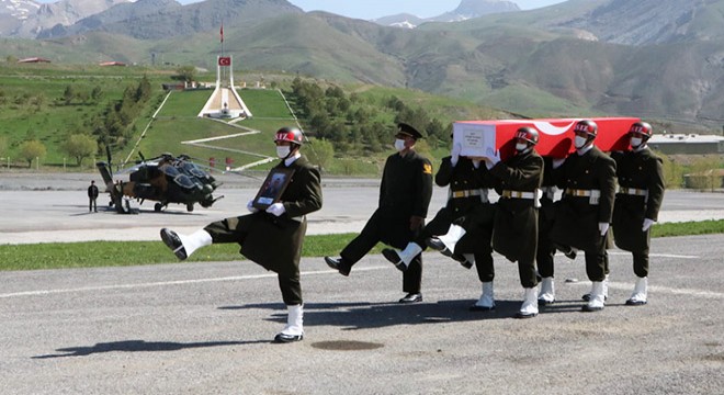 Şehit veteriner uzman onbaşı, törenle memleketine uğurlandı