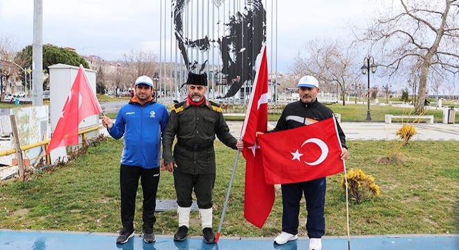 Şehitler için Çanakkale'ye yürüyen gazi torunu, Tekirdağ'da