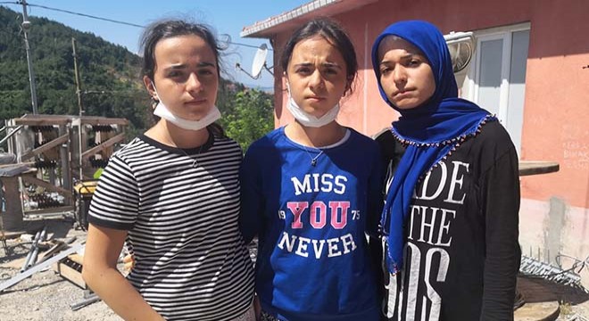 Selde kurtarılan üçüzlerin yaşadığı korku kamerada
