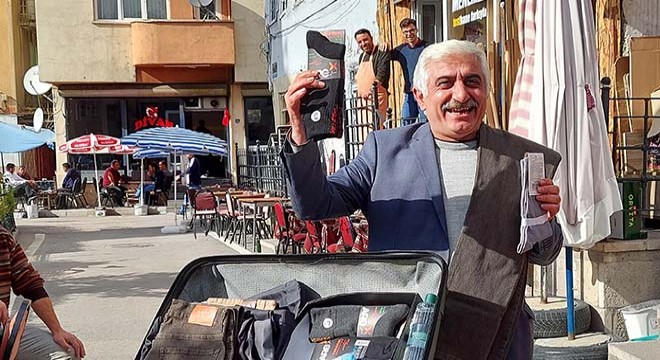 Şener Şen'in Neşeli Günler filmindeki "Ziya" karakteri gerçek oldu