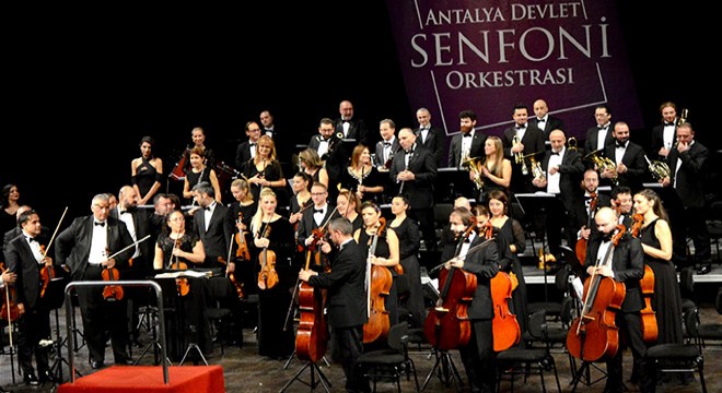 Antalya Senfoni Orkestrası'ndan film müzikleri konseri