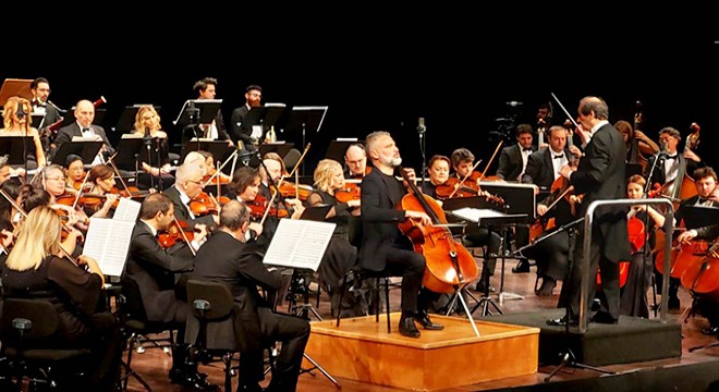 Senfoniden operalı konser