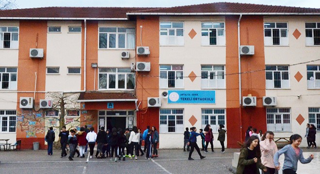 Serik'te 2 okul, 1 atölye binası yıkılacak