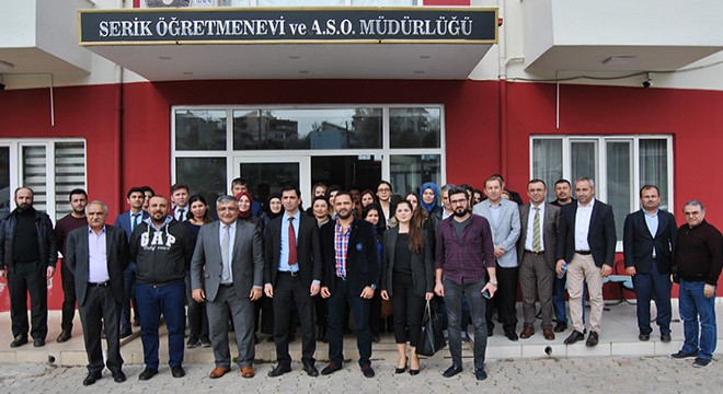 Serik'te öğretmenlere çocuk istismarı anlatıldı