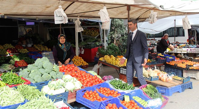 Serik'te turizm pazarı esnafı mutlu