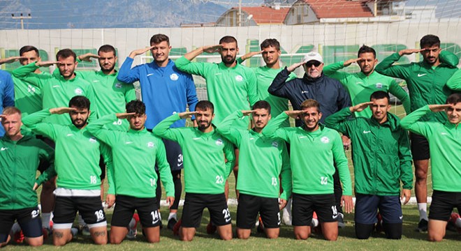 Serik Belediyespor dan Mehmetçiğe selam