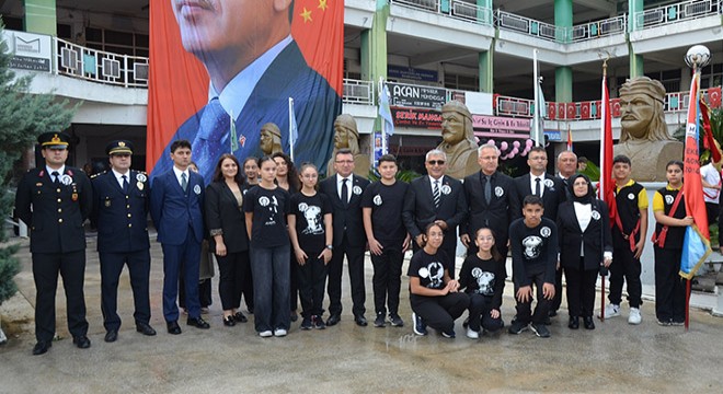 Serik te 10 Kasım töreni