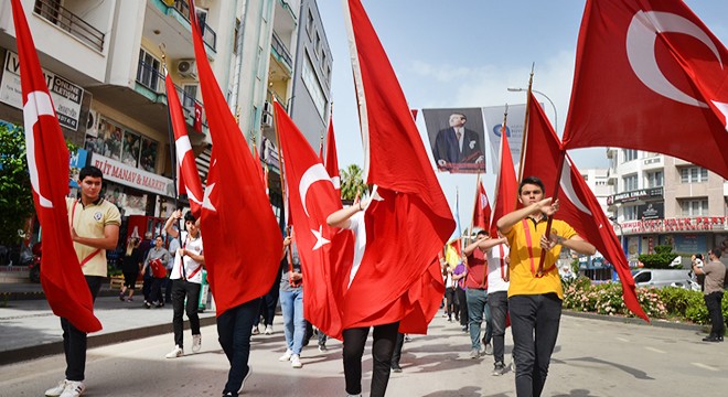 Serik te Gençlik Yürüyüşü yapıldı