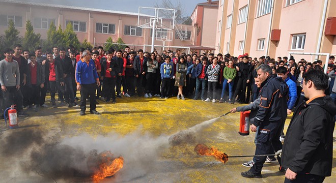 Serik te okulda yangın tatbikatı