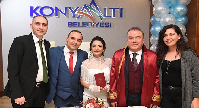 Sevgililer Günü'nde 'evet' dediler