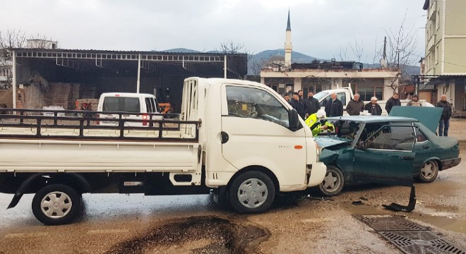 Sevgilisine kızan kadın, neden olduğu kazada ağır yaralandı