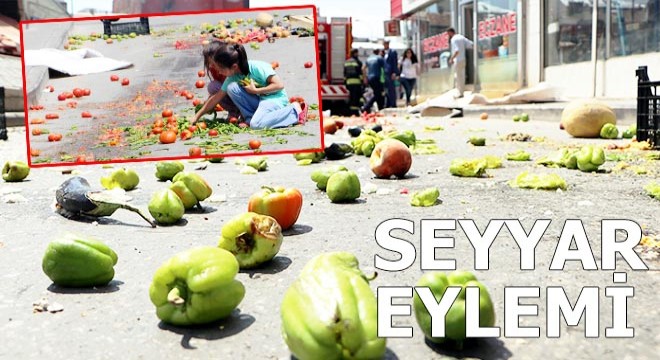 Seyyar satıcıların eylemine polis müdahalesi