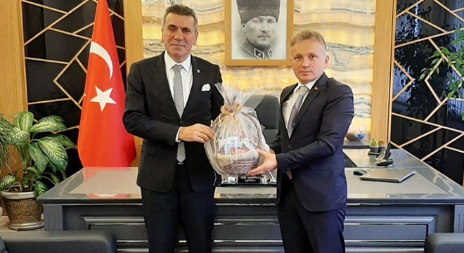 Sezgin'den Kaymakam Tanrıkulu'na ziyaret