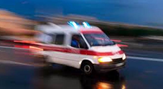 Şezlong tartışmasında 1 polis memuru öldü, 2 kişi yaralandı
