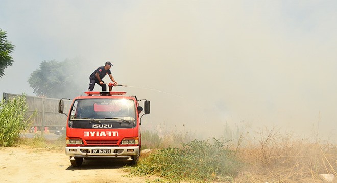 Side'de yangın korkuttu