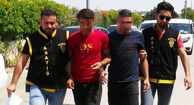 Sigara isteyip, cep telefonu çalan 2 şüpheli tutuklandı