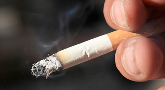 Sigaraları çalıp kaçarken yakalandı