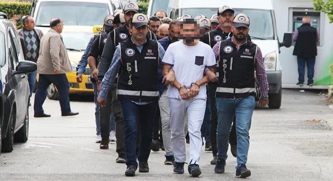 Silah kaçakçılığı operasyonuna 4 tutuklama