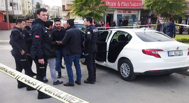 Silah, sopa ve demir çubuklu kavga: 3 yaralı