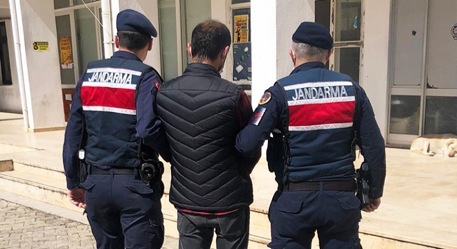 Silahla tehdit suçundan aranan şüpheli Kaş'ta yakalandı