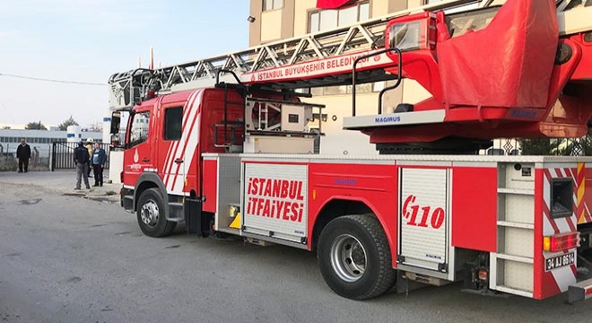 Silivri'de sünger fabrikasında yangın