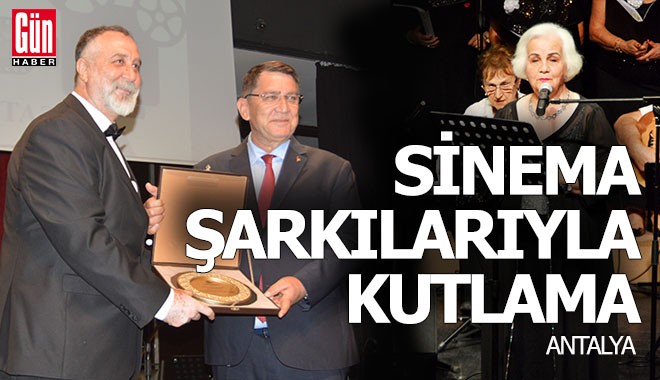 Sinema şarkılarıyla kutlama