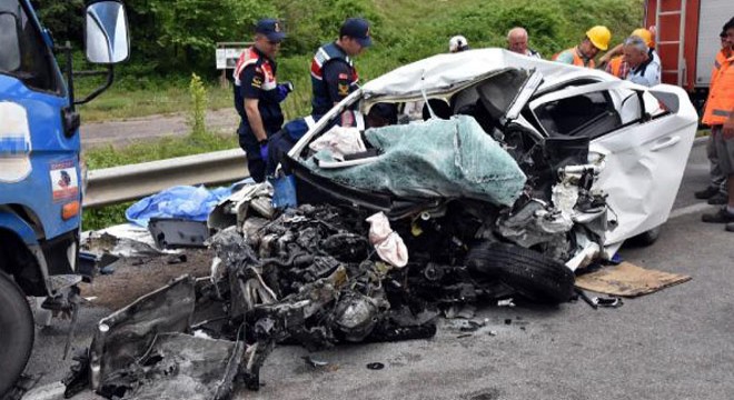 Sinop'ta kaza: 2 üniversiteli öldü, 1 kişi yaralı