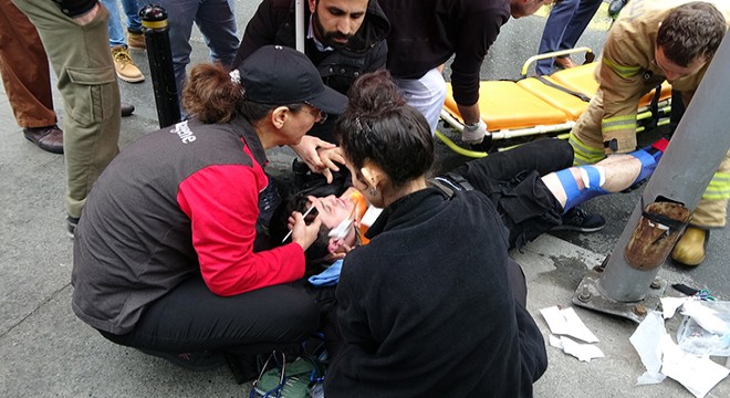 Şişli'de motosikletli kurye kaza yaptı