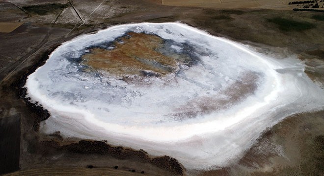 Sivas ta kuruyan Kellah Gölü dronla görüntülendi