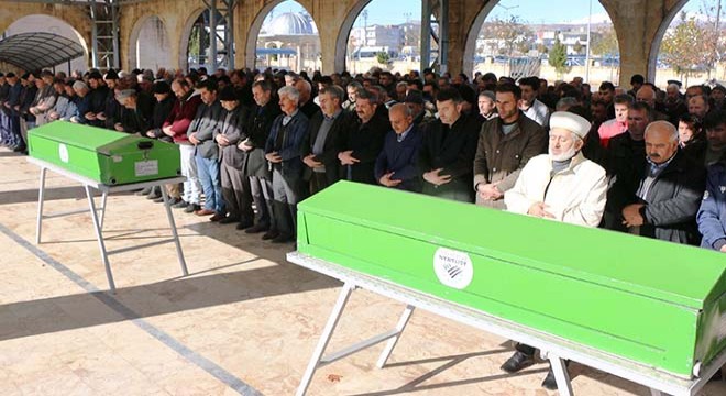 Sobadan zehirlenen anne ve kızı toprağa verildi