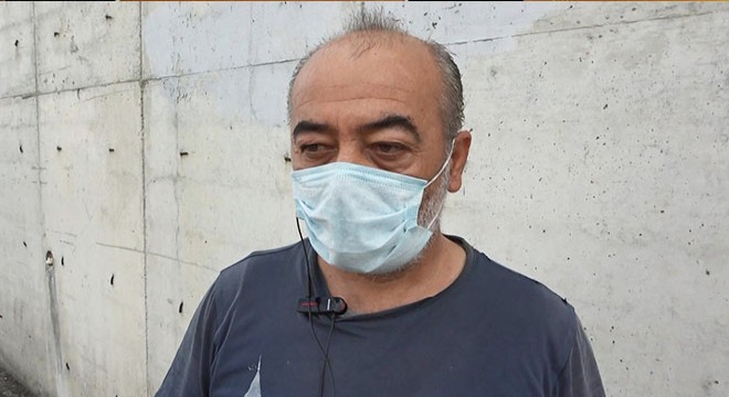 Şoförü silahla tehdit ederek kamyonunu soydular