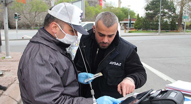Sokağa çıkma yasağına uymayan Suriyeli'ye ceza