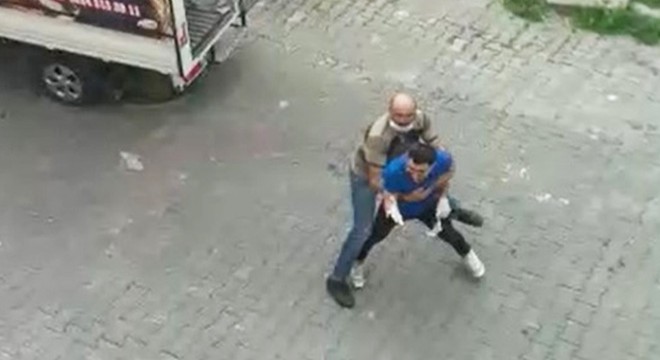 Sokağa çıkma yasağında, fırıncıların kavgası kamerada