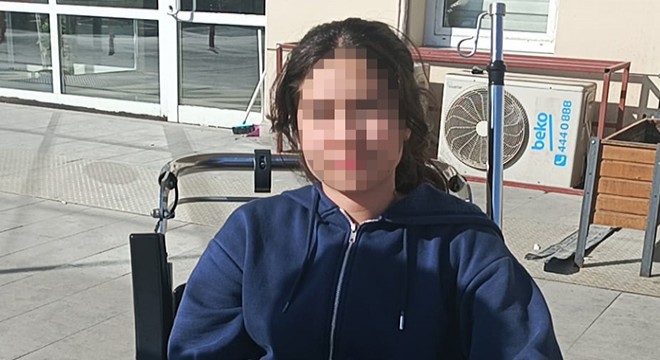 Sokak köpeklerinin saldırdığı çocuk yaralandı