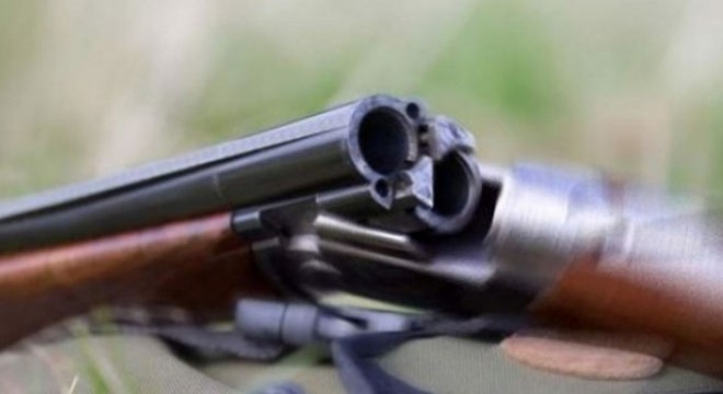 Sokakta tartıştığı kuzenini tüfekle öldürdü