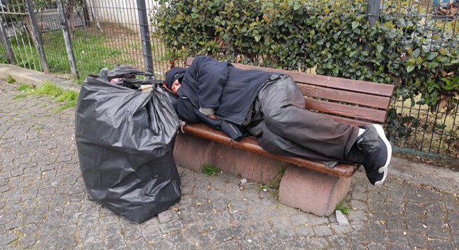 Sokakta yaşayanların koronavirüs tedirginliği