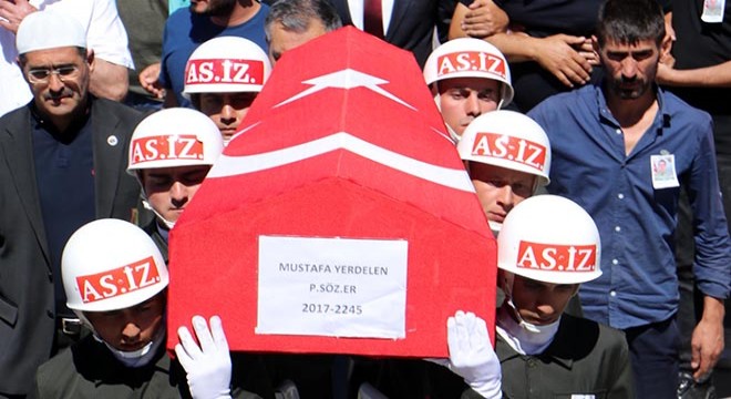 Sözleşmeli er, kalp krizinden yaşamını yitirdi