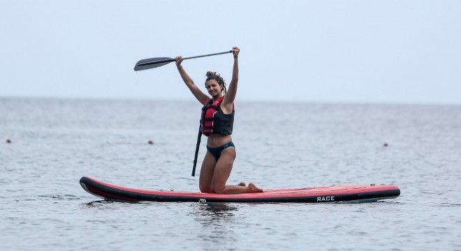 Su sporları kampında can kurtarma eğitimi