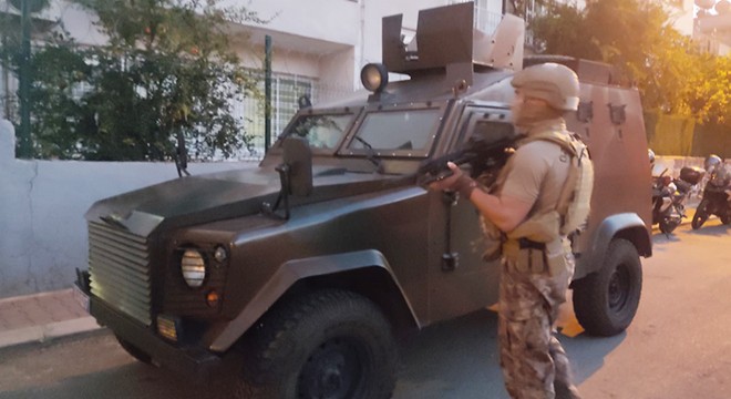 Suç örgütüne şafak operasyonu: 17 gözaltı kararı