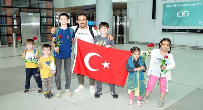 Sudan'dan 203 kişi daha İstanbul'a getirildi