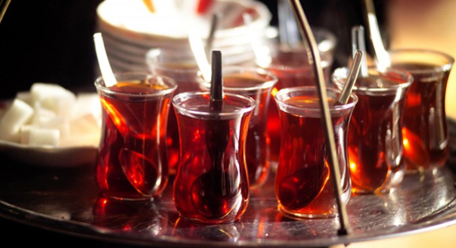 Sultangazi'de pastanedeki 6 kişiye para cezası