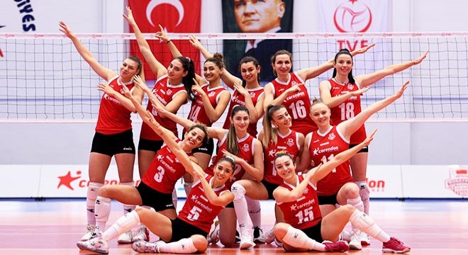 Sultanlar, play-offlara 'şampiyon' gidiyor