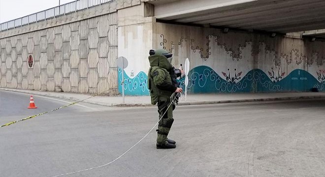 Şüpheli paketten toprak ve çöp çıktı