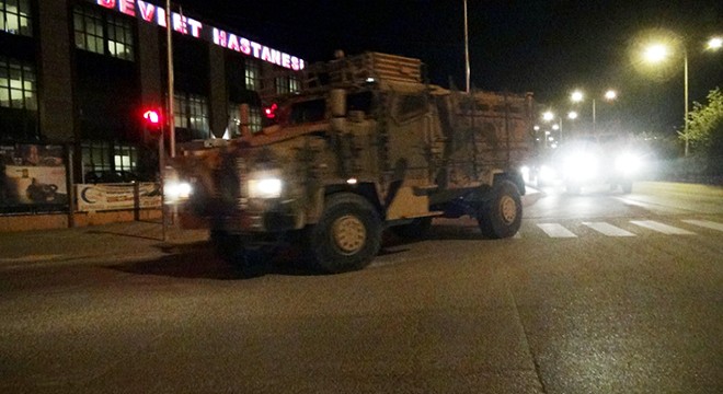 Suriye'ye askeri sevkiyat sürüyor