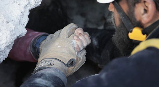 Suriye’de can kaybı 3 bin 384’ü geçti