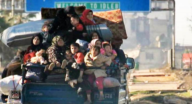 Suriye den Türkiye sınırına göç edenlerin sayısı 25 bin oldu